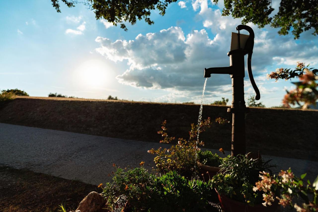 Il Pozzo Country House Collescipoli エクステリア 写真